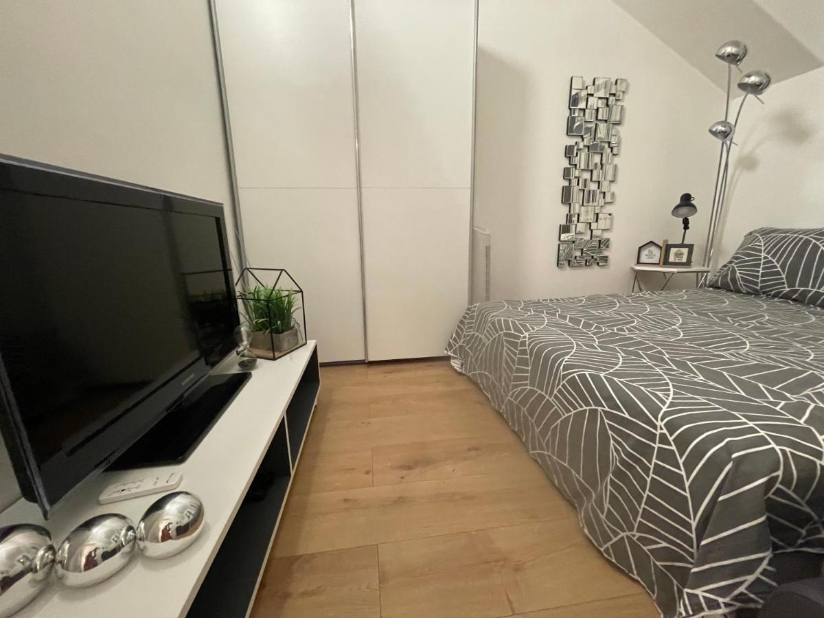 Apartment New Chic Supetar Exterior photo
